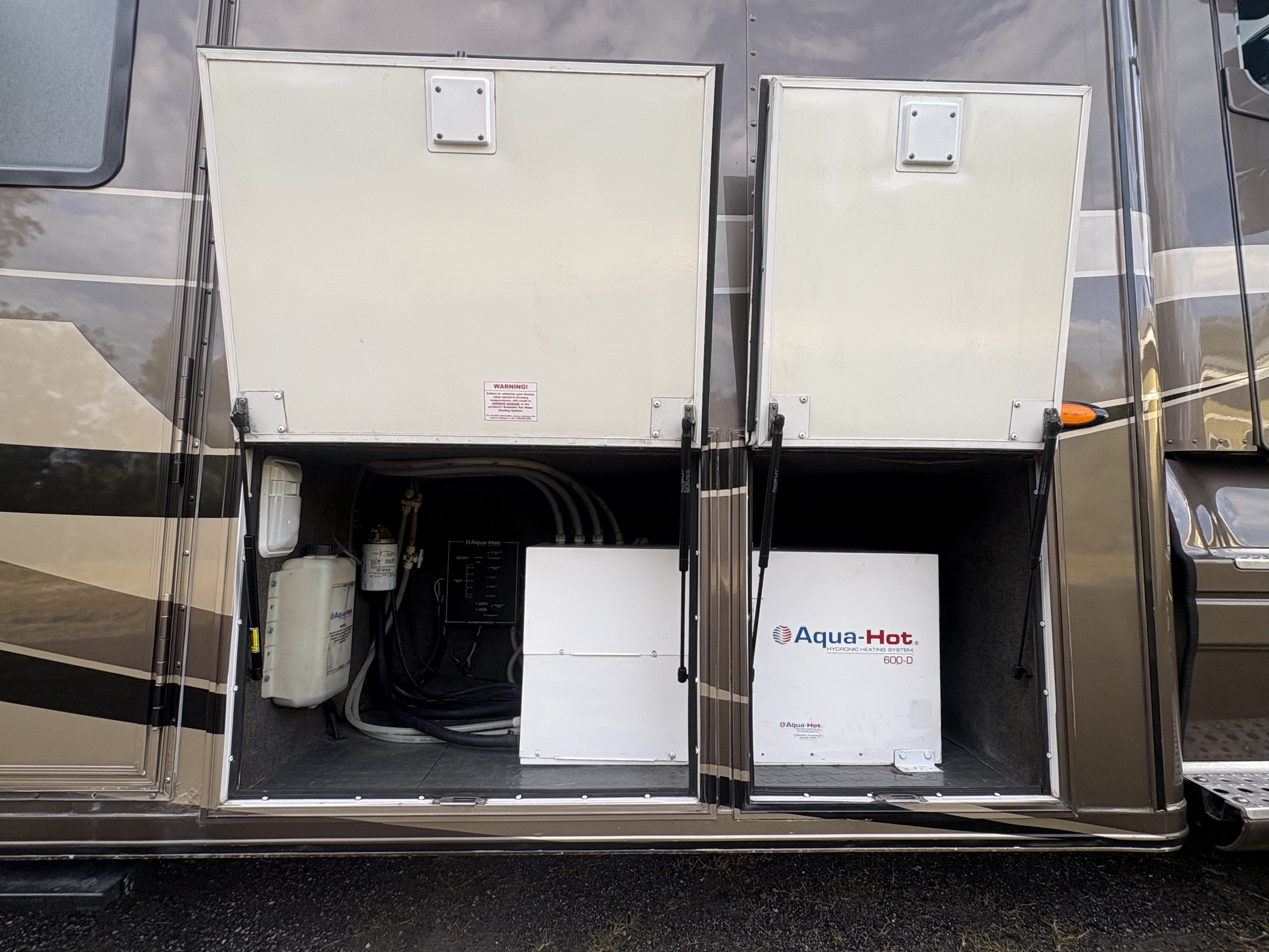 Used 2007 NRC 45' Motorcoach